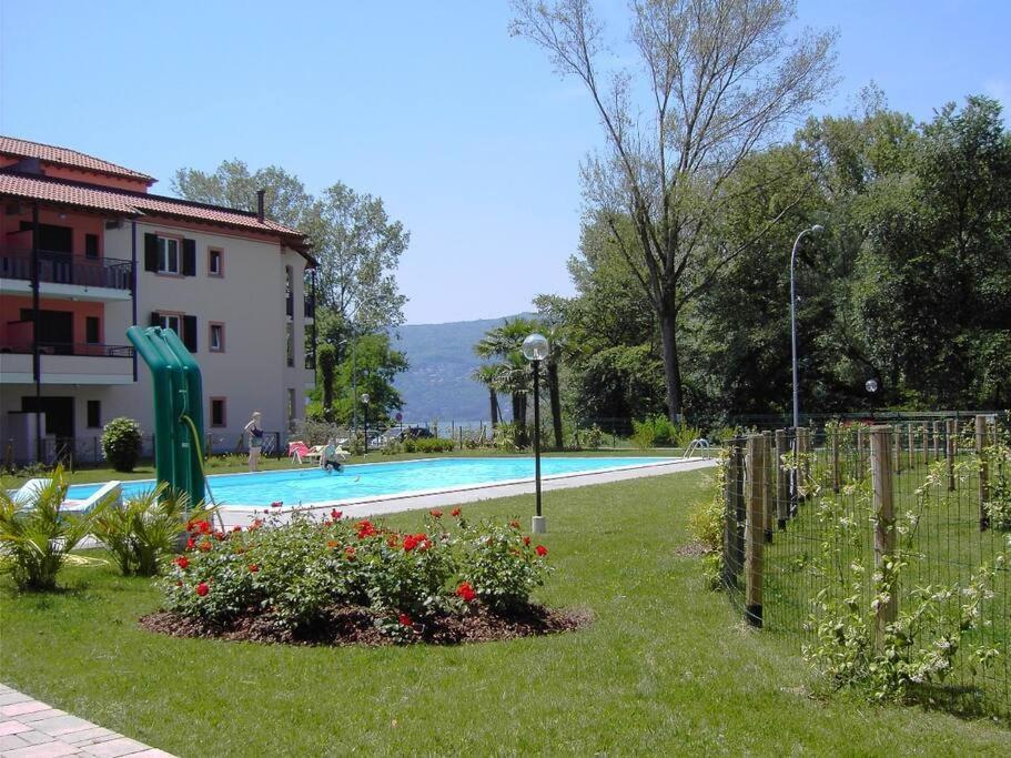 La Casa Sul Lago Monvalle Exterior foto